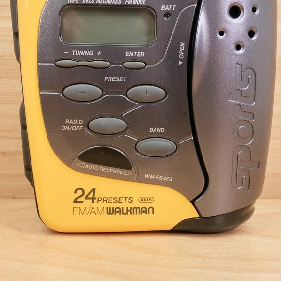 Sony Walkman WM-FS473 Sports / Cassette Player / Mega Bass - Picture 3 of 11